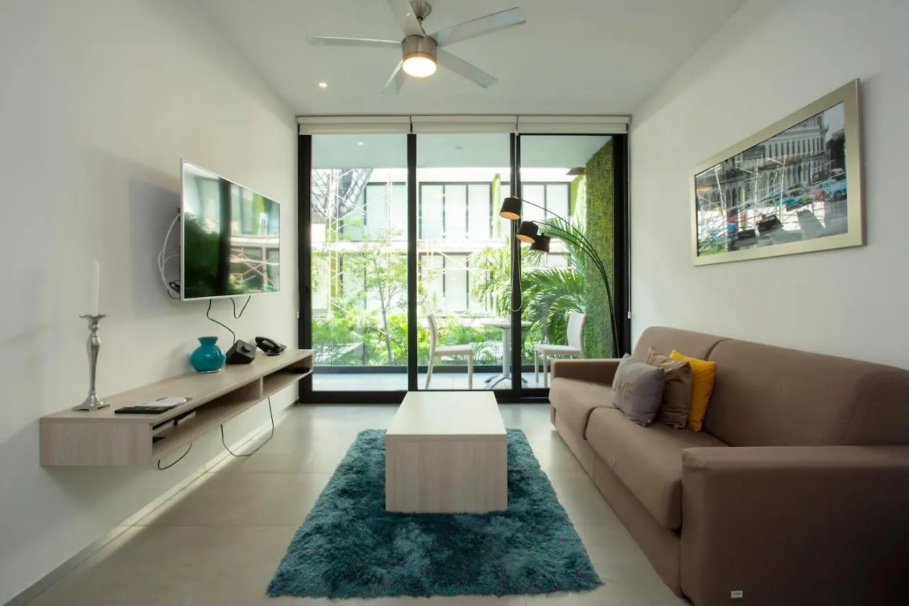 Lovely One Bedroom With Amazing Terrace View Playa del Carmen Appartement